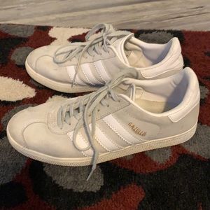 Adidas Men’s 7.5 Grey/White Gazelle Shoes